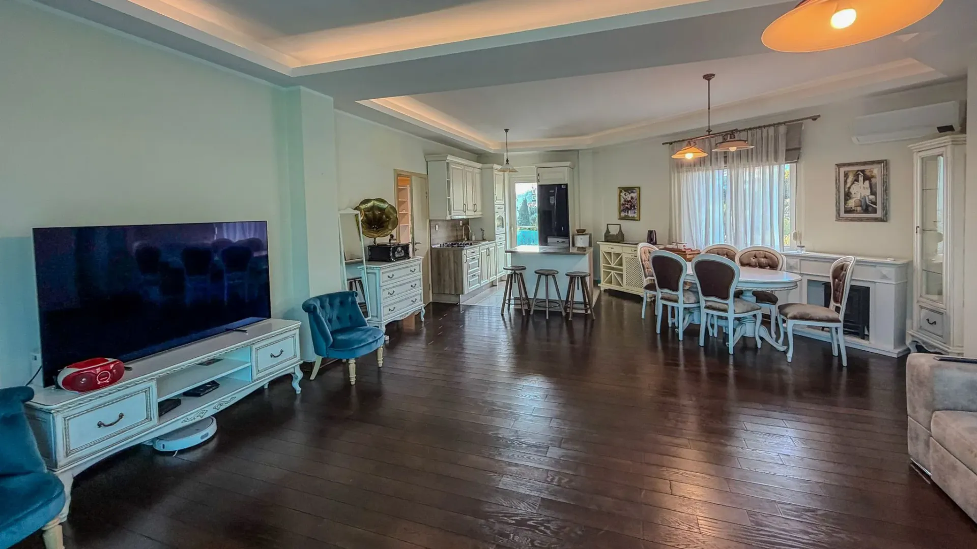 Prodaja, dvosoban stan, 89m², Bečići, Budva