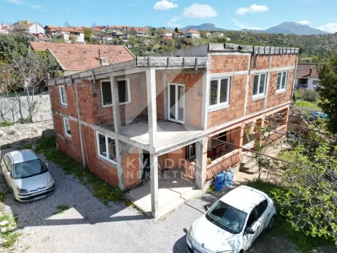 Sale, house, 352m², Masline, Podgorica - image 13