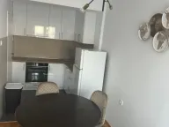 Rent, two bedroom apartment, 70m², Tivat, Crna Gora - image 5