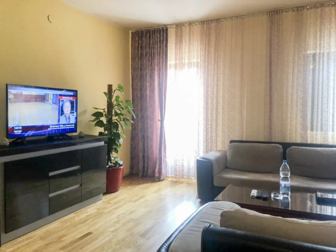 Izdavanje, kuća, 120m², Stari Aerodrom, Podgorica