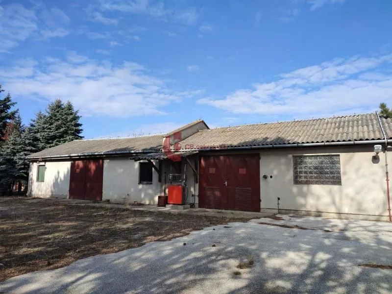 Prodaja, poslovni prostor, 205m², Zorka, Subotica