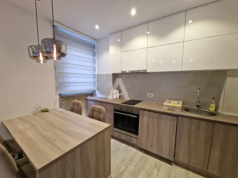 Prodaja, trosoban stan, 104m², Budva, Crna Gora - image 16