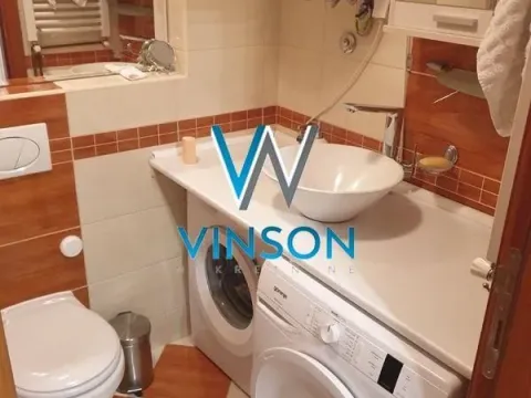 Izdavanje, trosoban stan, 66m², Centar, Novi Sad - image 15