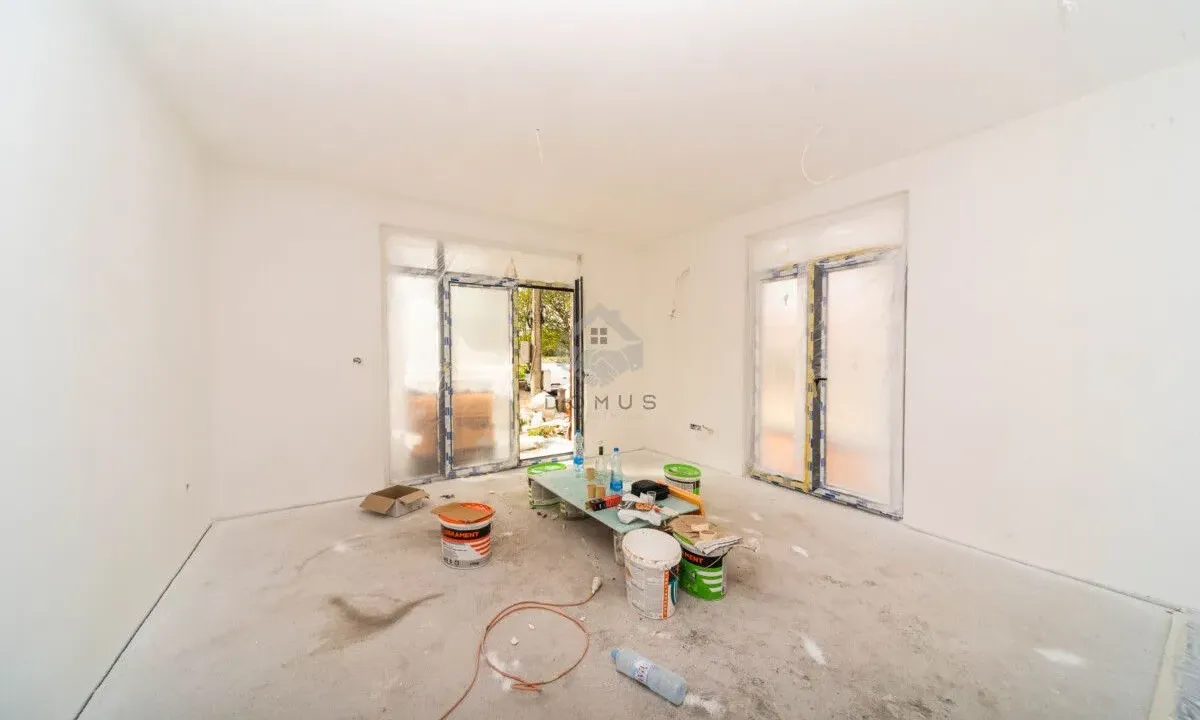 Prodaja, dvosoban stan, 61m², Zagorič, Podgorica