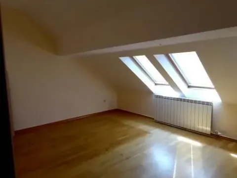 Izdavanje, četvorosoban stan, 115m², Savski Venac, Beograd - image 17