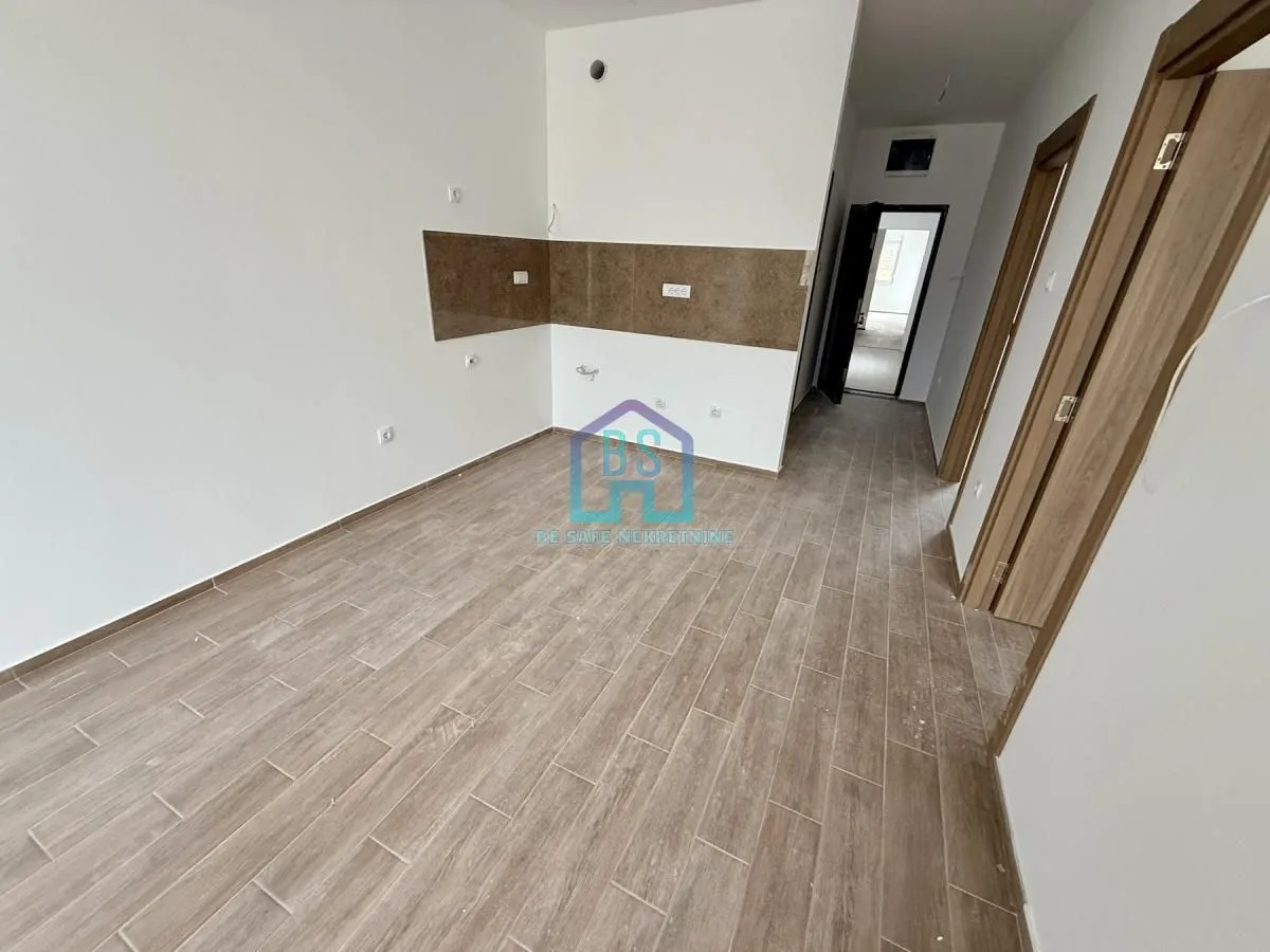Prodaja, dvosoban stan, 51m², Vidovdansko naselje, Novi Sad Sve Podlokacije