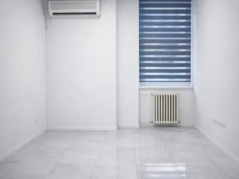 Izdavanje, poslovni prostor, 275m², Stari grad, Novi Sad - image 8