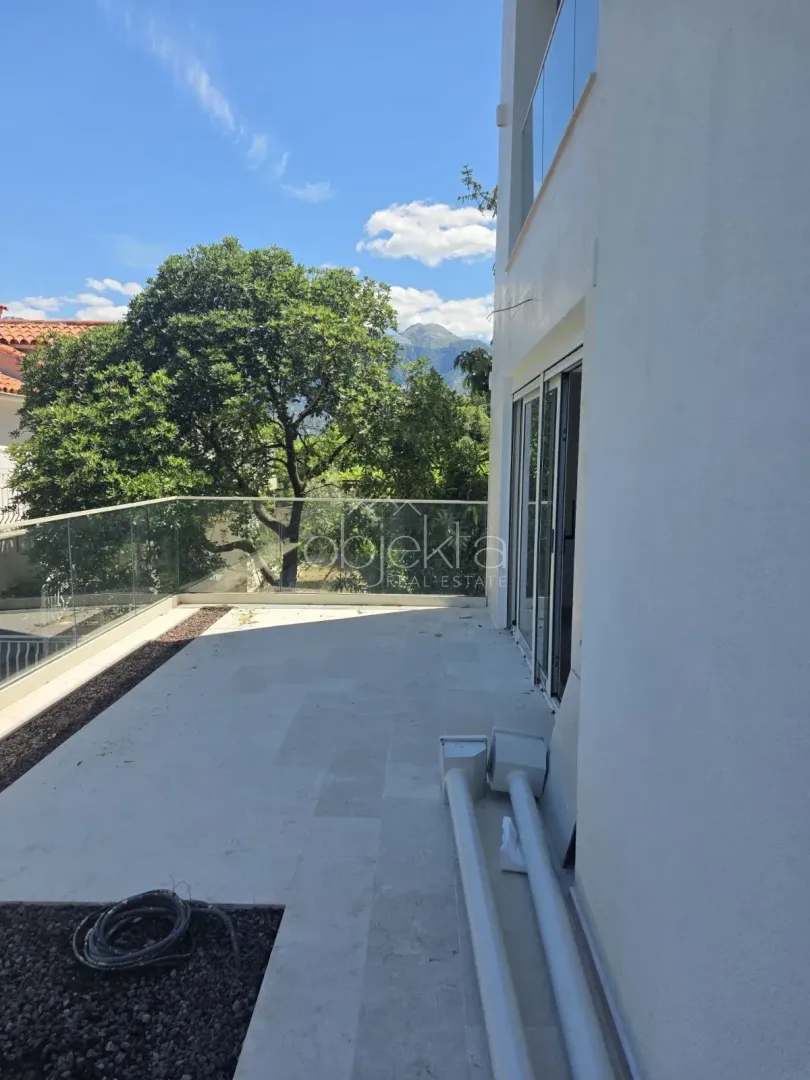 Prodaja, stan, 85m², Kotor, Crna Gora