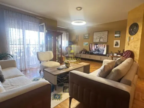 Prodaja, dvosoban stan, 107m², Zabjelo, Podgorica