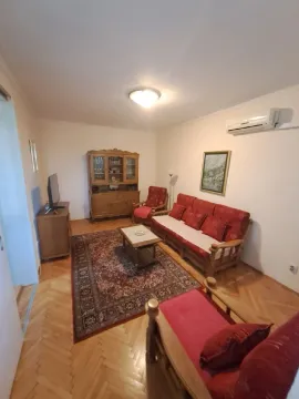 Rent, two bedroom apartment, 65m², Stara Varoš, Podgorica - image 2