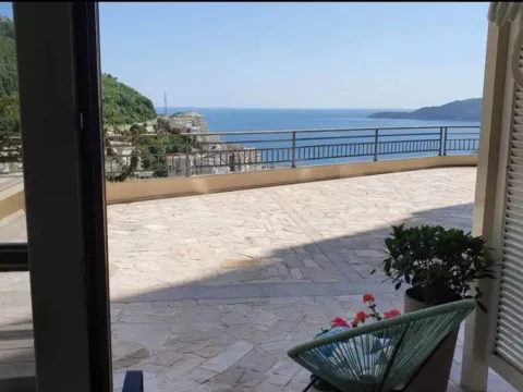 Sale, studio apartment, 33m², Bečići, Budva - image 3