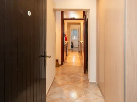 Rent, two bedroom apartment, 60m², Seljanovo, Tivat - image 5