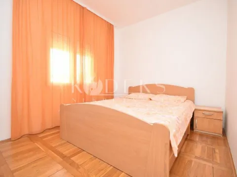 Izdavanje, jednosoban stan, 57m², Momišići, Podgorica - image 12