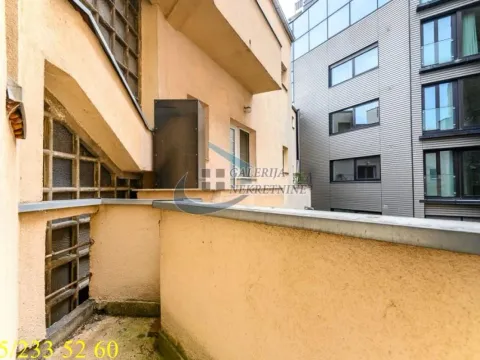 Prodaja, četvorosoban stan, 120m², Stari Grad, Beograd - image 16
