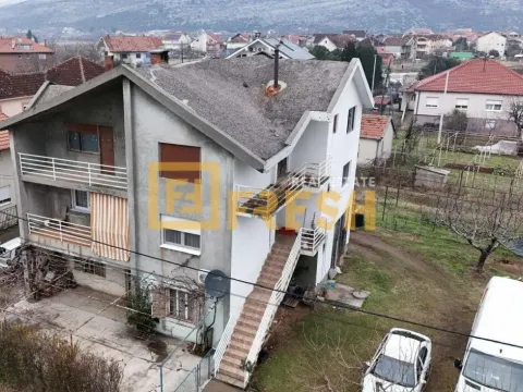 Sale, house, 350m², Zlatica, Podgorica - image 1