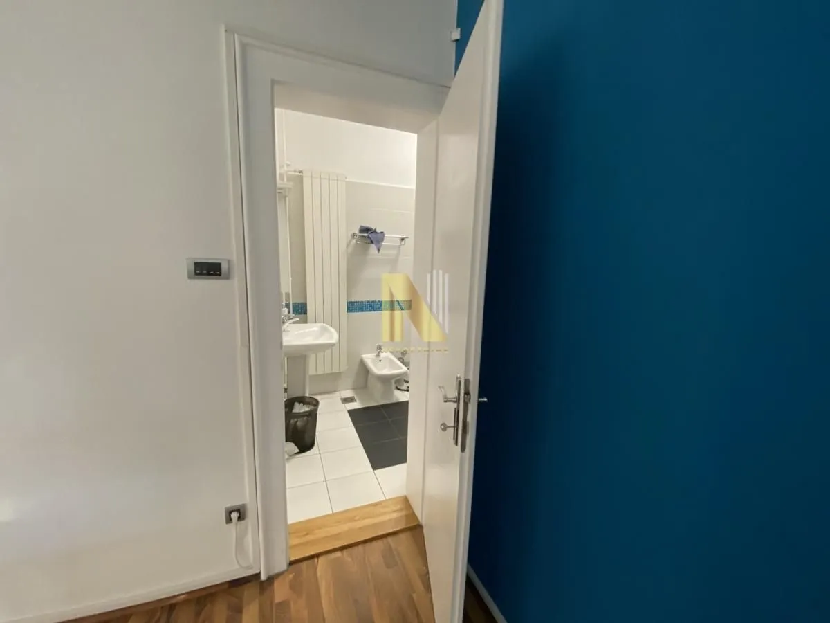 Prodaja, četvorosoban stan, 131m², Centar, Novi Sad