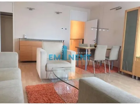 Izdavanje, stan, 60m², Arena, Novi Beograd Sve Podlokacije