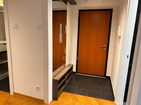 Rent, three bedroom apartment, 76m², Vračar Hram, Vračar Sve Podlokacije - image 14