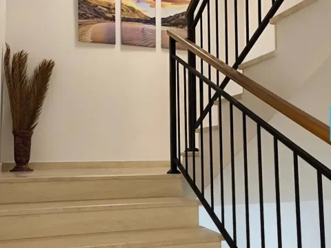 Prodaja, garsonjera, 35m², Bečići, Budva - image 10