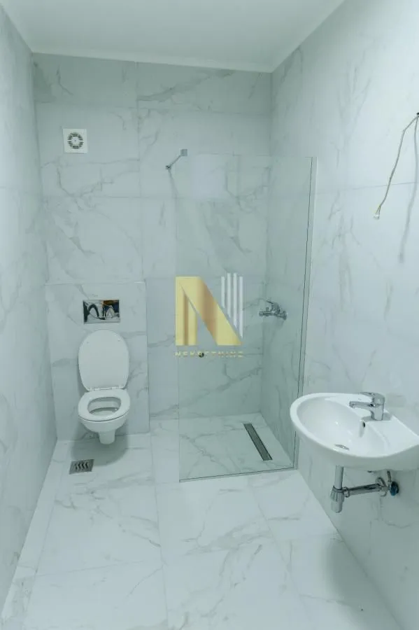 Prodaja, četvorosoban stan, 94m², Avijatičarsko naselje, Novi Sad Sve Podlokacije
