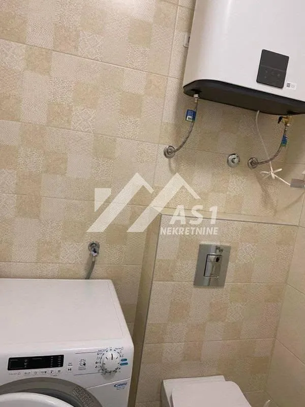 Izdavanje, dvosoban stan, 42m², Petrovaradin, Novi Sad