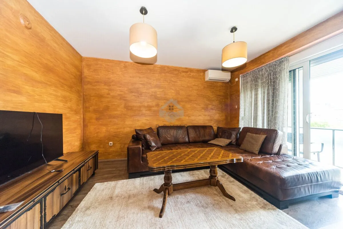 Rent, two bedroom apartment, 65m², Centar, Podgorica