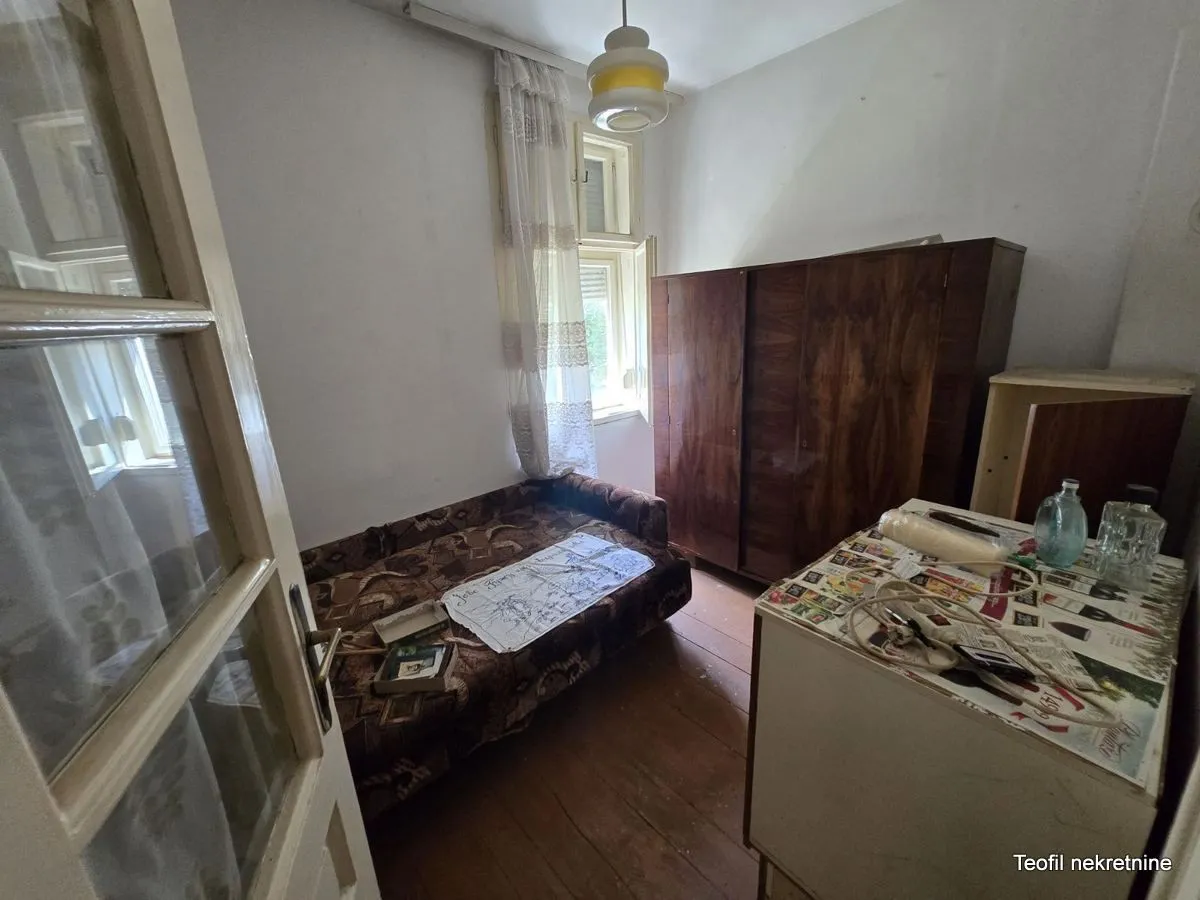 Prodaja, kuća, 230m², Čukarica, Beograd