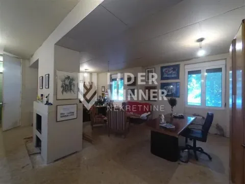 Prodaja, trosoban stan, 90m², Kalenić Pijaca, Vračar Sve Podlokacije - image 3