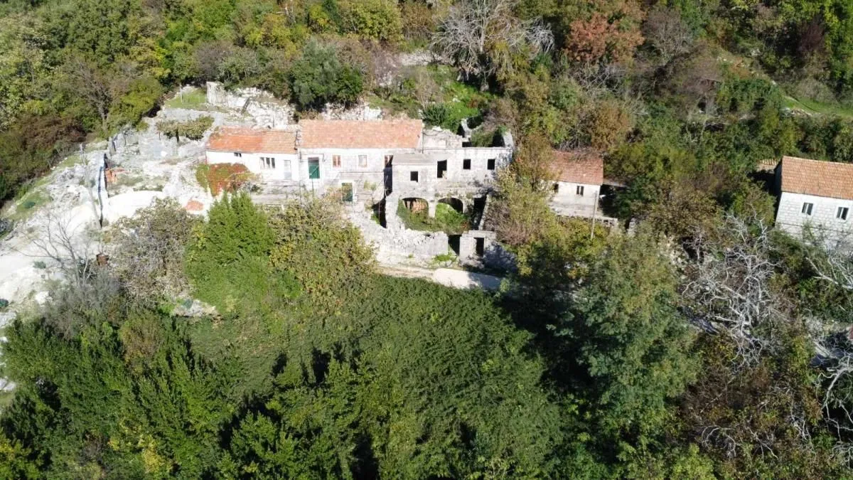 Prodaja, kuća, 66m², Herceg Novi, Crna Gora