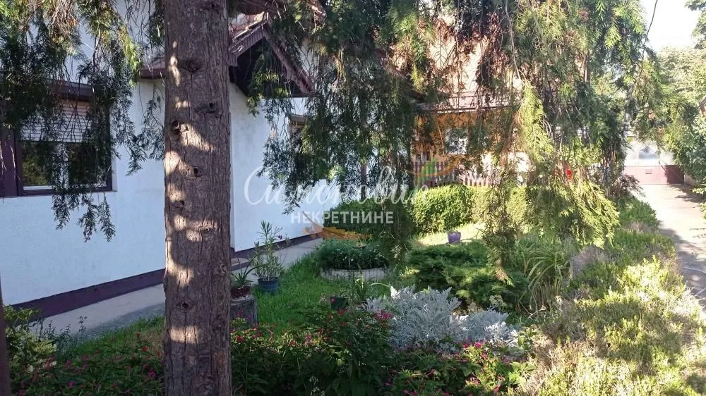 Prodaja, kuća, 187m², Zemun Cara Dušana, Zemun Sve Podlokacije