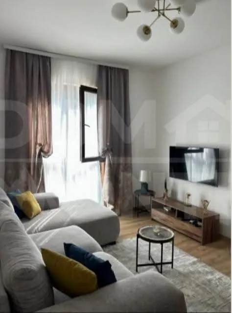 Izdavanje, dvosoban stan, 65m², Tivat, Crna Gora