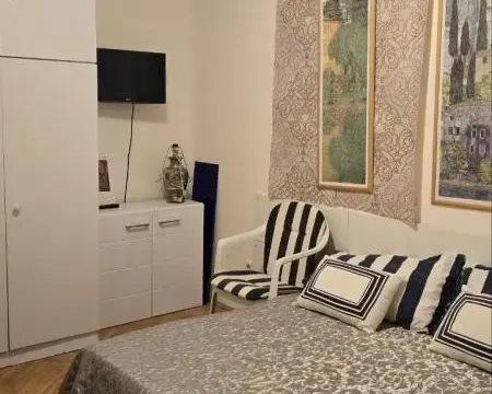 Sale, two bedroom apartment, 86m², Petrovac, Budva - image 7