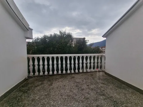 Rent, two bedroom apartment, 60m², Budva, Crna Gora - image 4