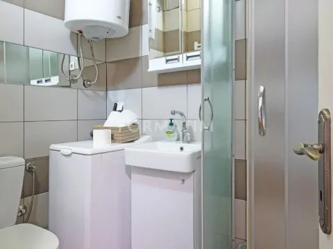 Rent, two bedroom apartment, 45m², Vračar Hram, Vračar Sve Podlokacije - image 9