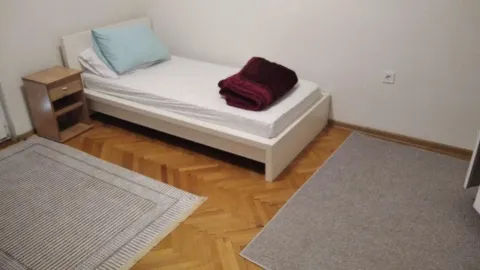 Izdavanje, dvosoban stan, 84m², Centar, Podgorica - image 10