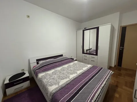 Izdavanje, jednosoban stan, 51m², Tuški Put, Podgorica - image 6