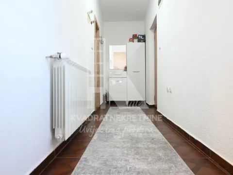 Prodaja, dvosoban stan, 103m², Donja Gorica, Podgorica - image 17