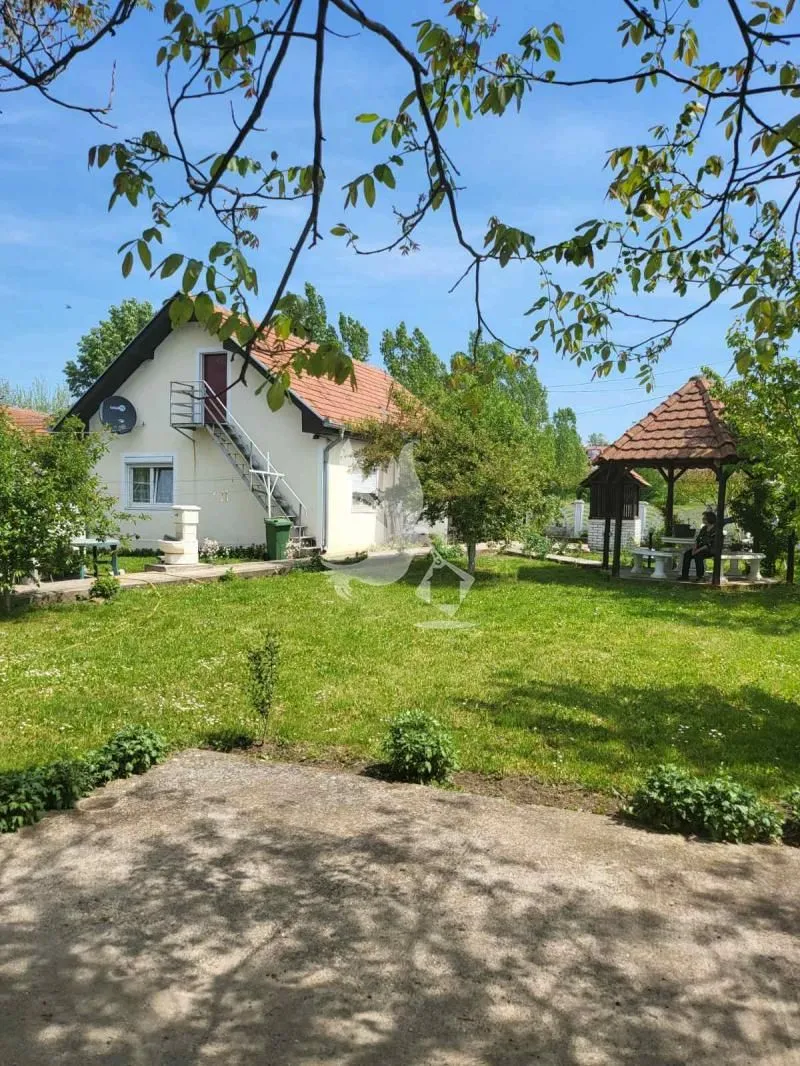 Sale, house, 91m², Centar Sve Podlokacije, Beograd