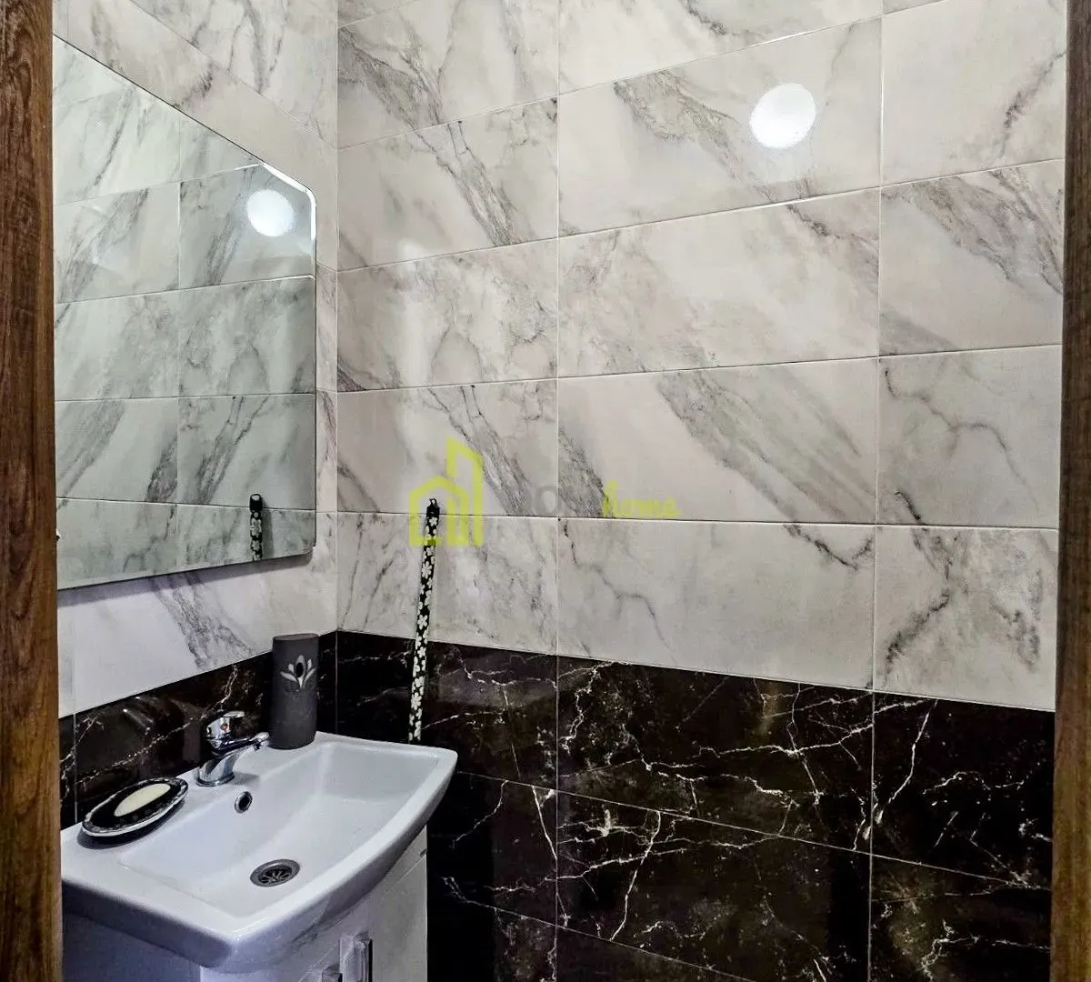 Sale, house, 216m², Blok 6, Podgorica