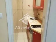 Izdavanje, trosoban stan, 72m², Stari Grad, Beograd - image 9