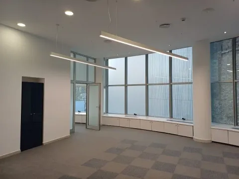 Izdavanje, poslovni prostor, 645m², Stari Grad, Beograd - image 4