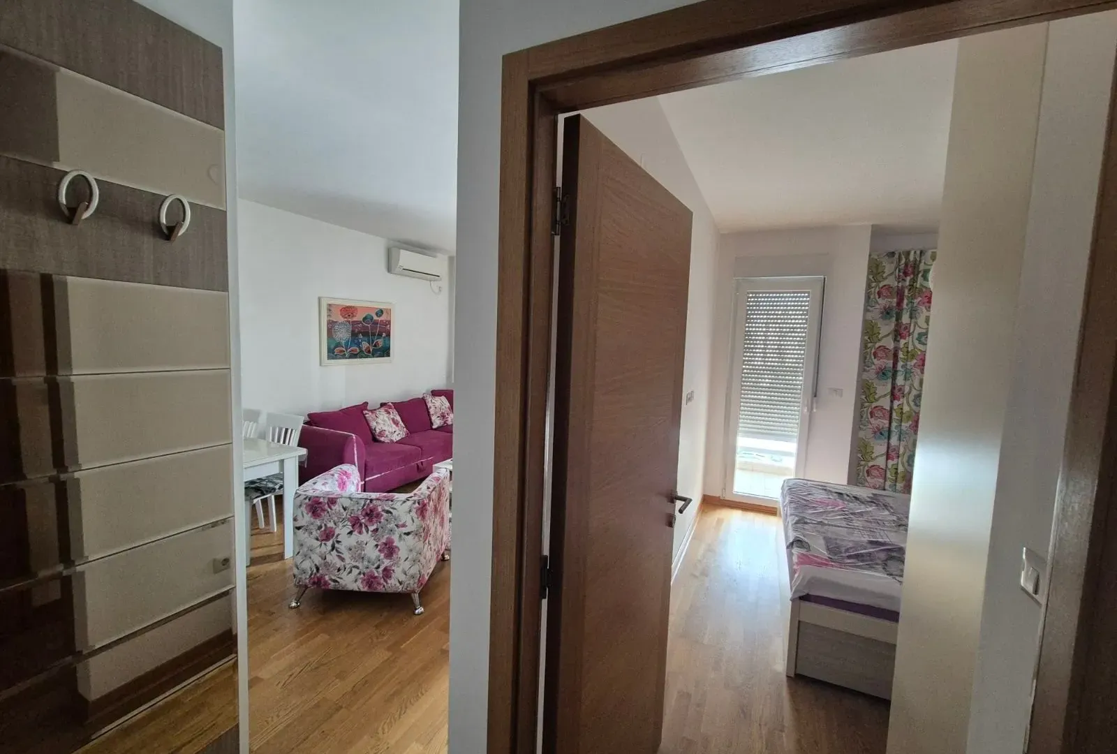 Izdavanje, jednosoban stan, 45m², City Kvart, Podgorica