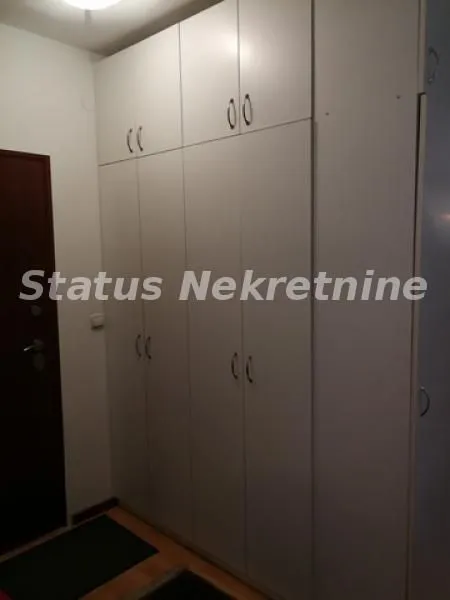 Prodaja, dvosoban stan, 55m², Stari grad, Novi Sad