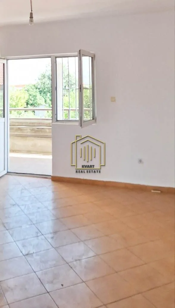 Izdavanje, poslovni prostor, 35m², Golubovci, Podgorica