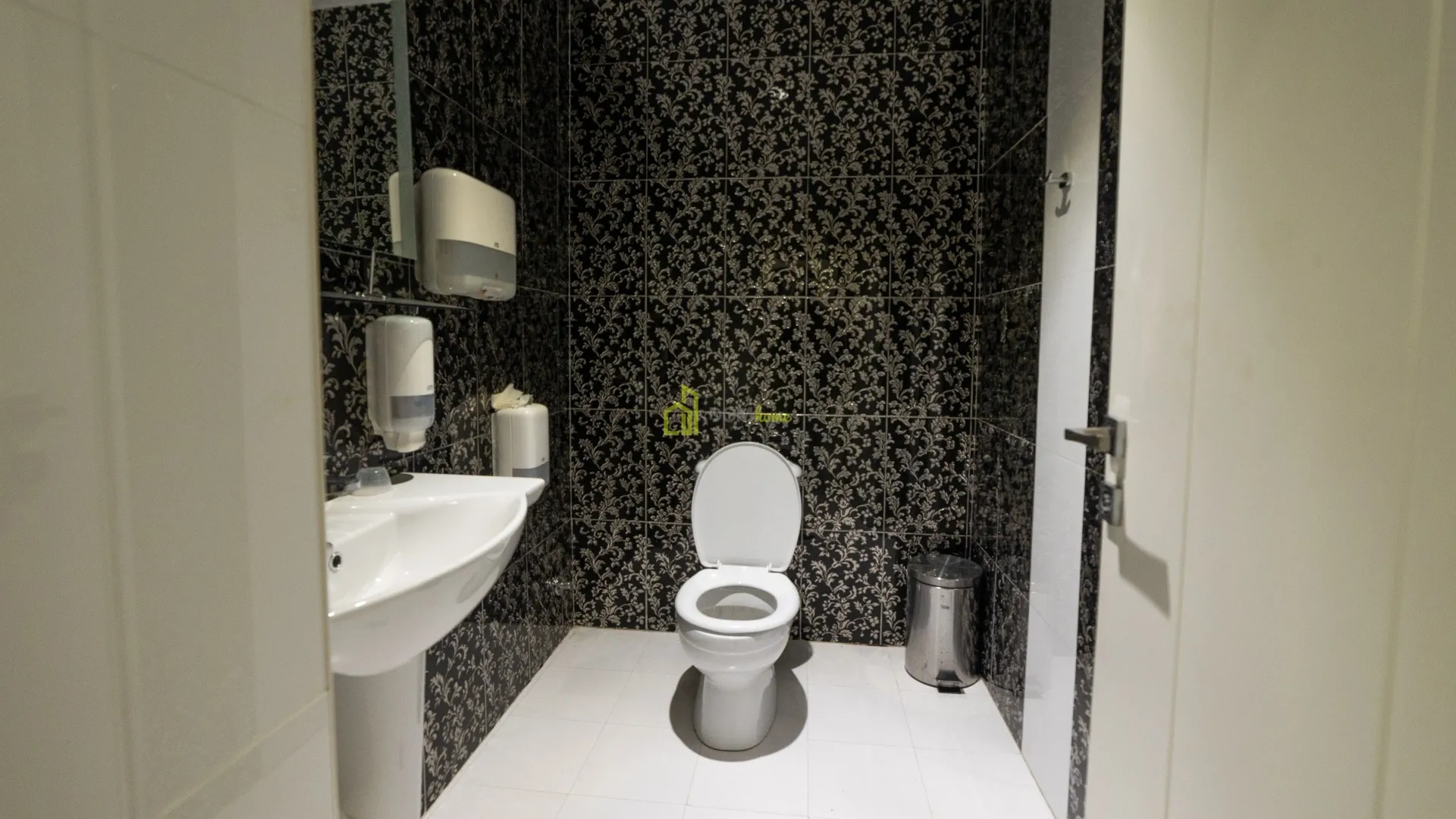 Sale, office space, 1343m², Centar, Podgorica