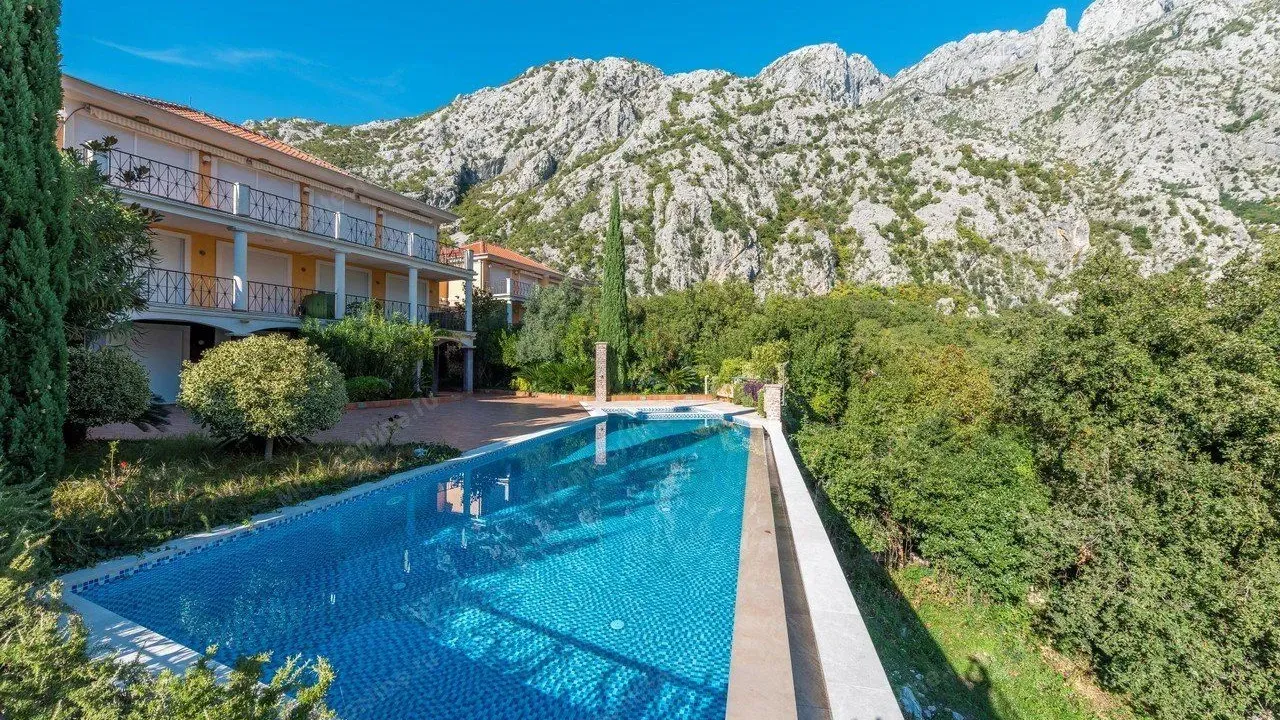 Prodaja, kuća, 148m², Kotor, Crna Gora
