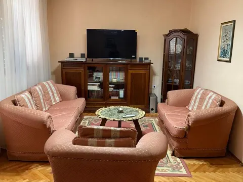 Izdavanje, kuća, 120m², Zagorič, Podgorica - image 4