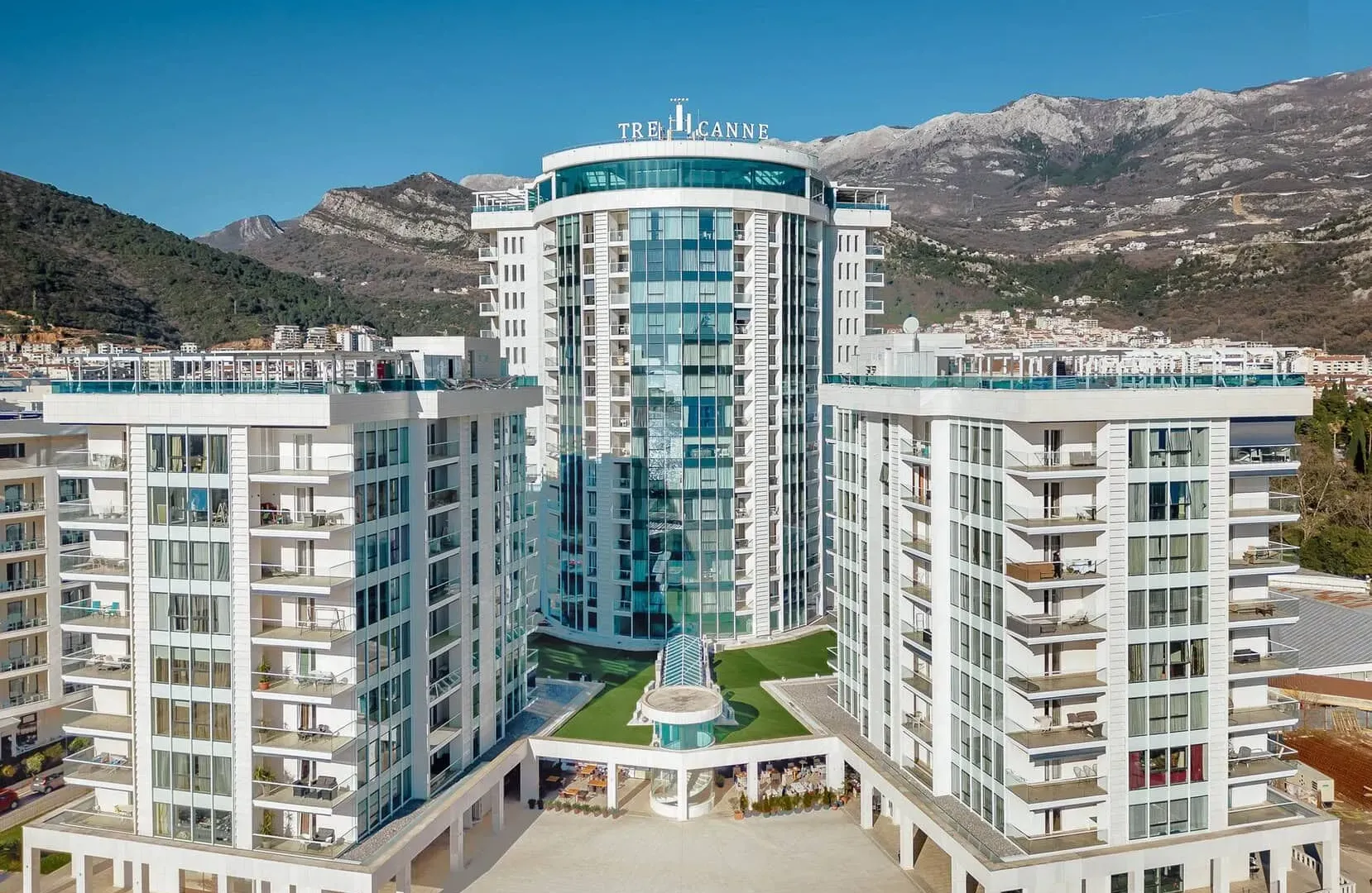 Prodaja, jednosoban stan, 63m², Tre Canne, Budva