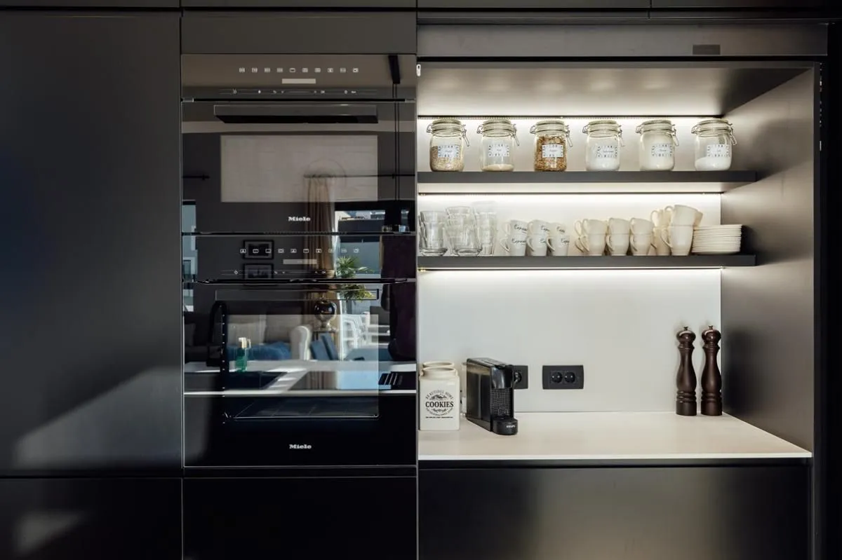 Prodaja, dvosoban stan, 179m², Porto Montenegro, Tivat