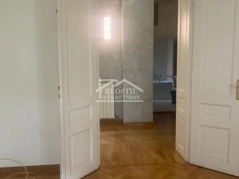 Izdavanje, četvorosoban stan, 135m², Skadarlija, Beograd - image 4